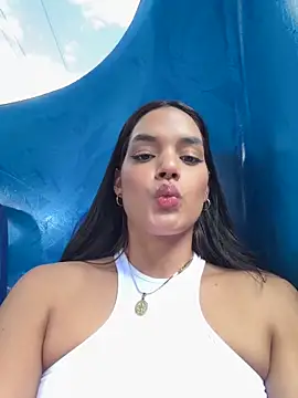 Naughty_Friends_'s Live Sex Cam Show