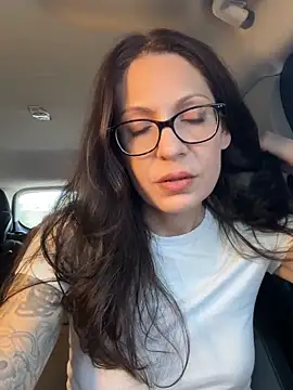 BeautifulMesss' Live Sex Cam Show
