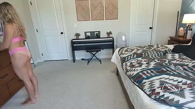 xxyourgirlblair's Live Sex Cam Show