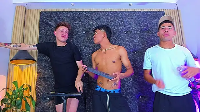 Shadowhunters_crew's Live Sex Cam Show