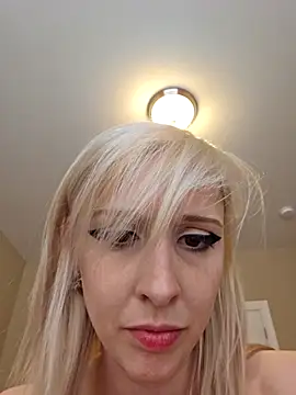 AmethystFoxx's Live Sex Cam Show