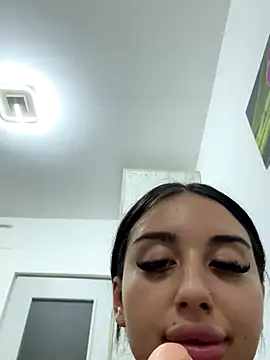 BlueEyes_BB's Live Sex Cam Show