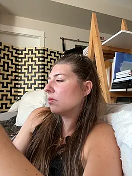 sophielove888's Live Sex Cam Show