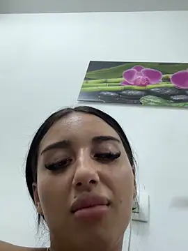 BlueEyes_BB's Live Sex Cam Show