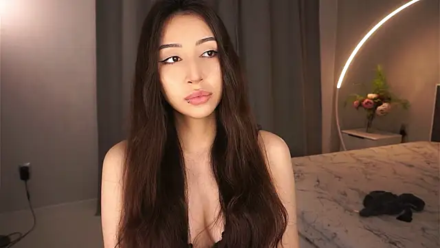 SaundraWoodsmall's Live Sex Cam Show