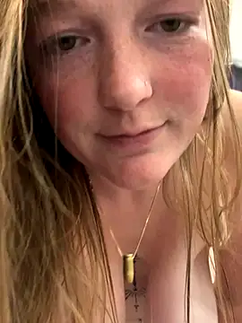 PussiesnCream_'s Live Sex Cam Show