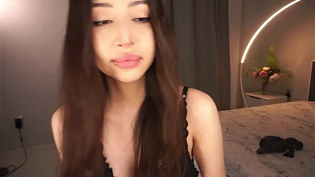SaundraWoodsmall's Live Sex Cam Show