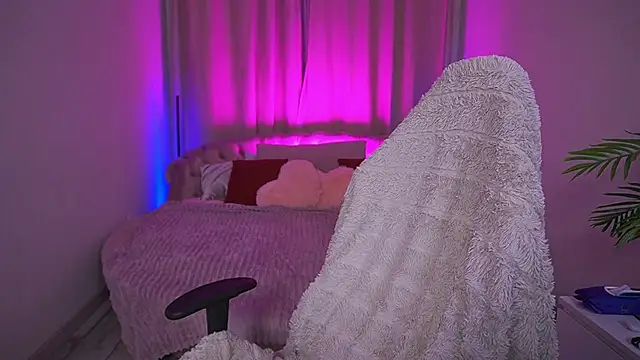GraceCandy's Live Sex Cam Show