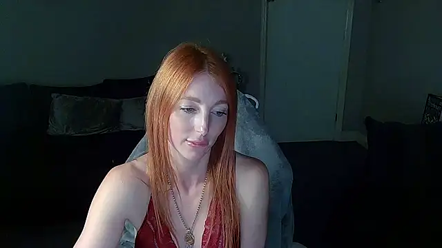 Red_firesquirt's Live Sex Cam Show