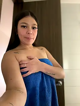 Alyshanon18's Webcam Show