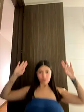 Alyshanon18's Webcam Show