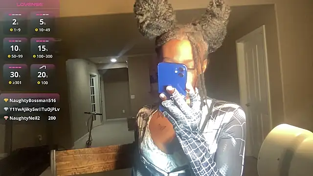 maskedgirl5005's Live Sex Cam Show