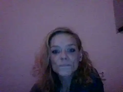 czech_slut_whore_wife's Live Sex Cam Show