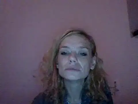 Czech_slut_whore-wife's Live Sex Cam Show