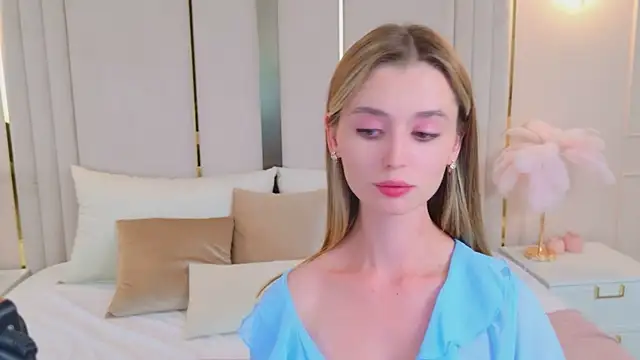 MarybethSnow's Live Sex Cam Show