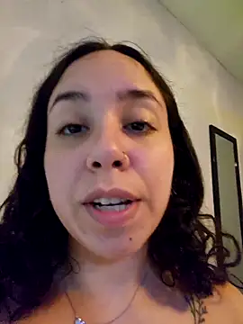 daddysgoodgrl215's Webcam Show