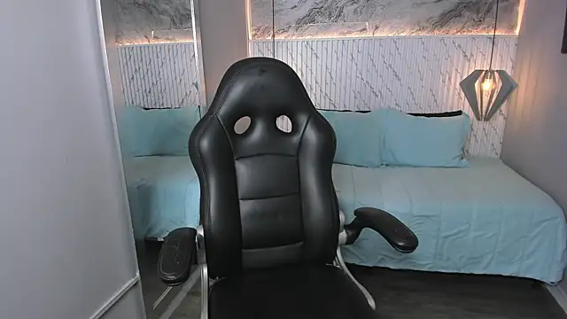 CamilaToro_'s Webcam Show