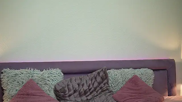 MichelleHalo's Live Sex Cam Show