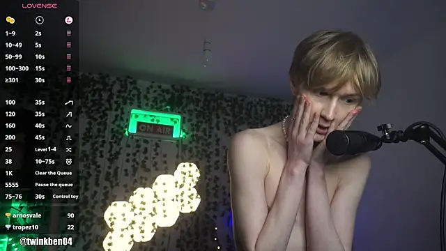 twinkben's Live Sex Cam Show
