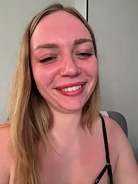 pink8ty's Live Sex Cam Show