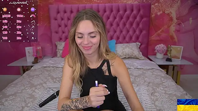 ChloeBrightt's Webcam Show