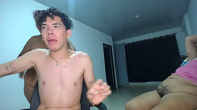 brutal_dirty_sex's Webcam Show