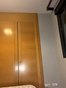 Noeliagglow's Live Sex Cam Show