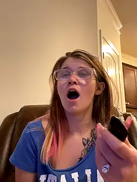 Riley_ray69's Live Sex Cam Show
