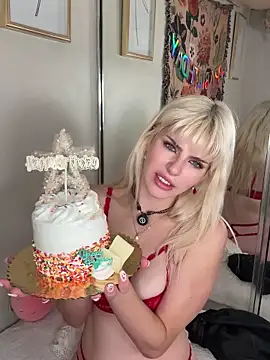 SirenitySirenxx's Webcam Show