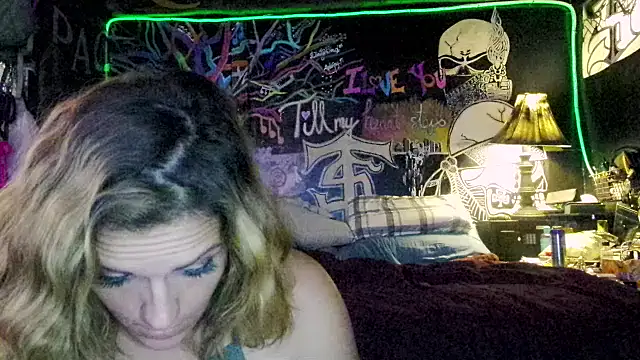 RhyleeRaine's Live Sex Cam Show