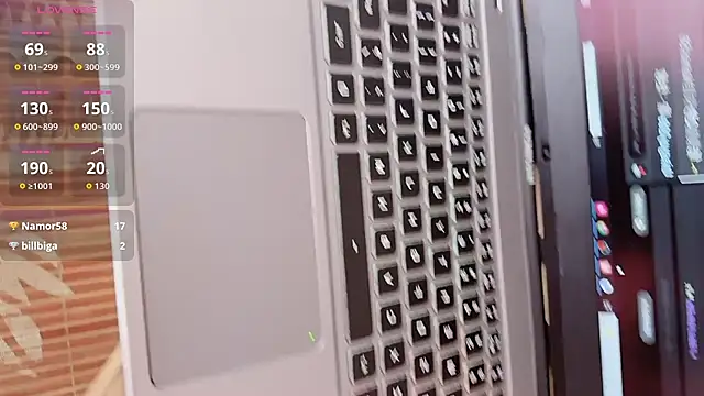 Crystal_168's Live Sex Cam Show