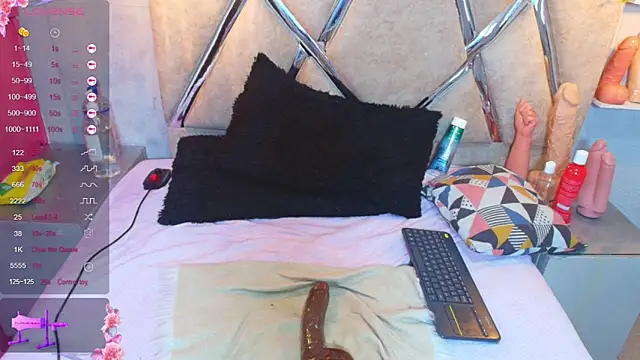 alejandra_martins' Live Sex Cam Show