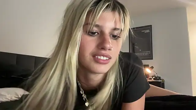 AnnGrayson's Webcam Show