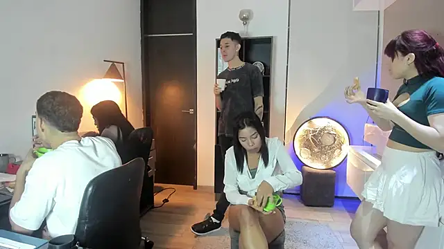 Hall_sextape's Live Sex Cam Show