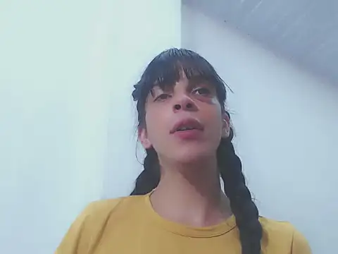 melody_unlimited_'s Webcam Show