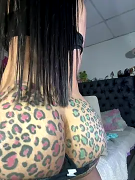 saragill323's Webcam Show