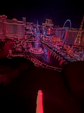 1NikiVegas' Live Sex Cam Show