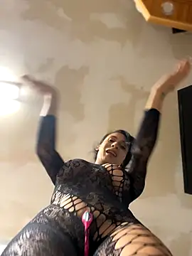 FerrariFrench's Live Sex Cam Show