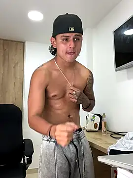 bob_petterson's Live Sex Cam Show