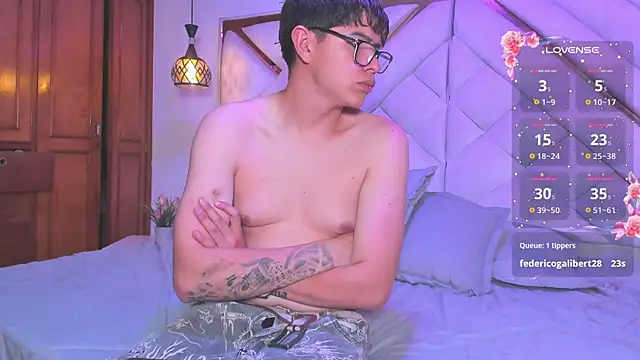 eviedemn7's Live Sex Cam Show