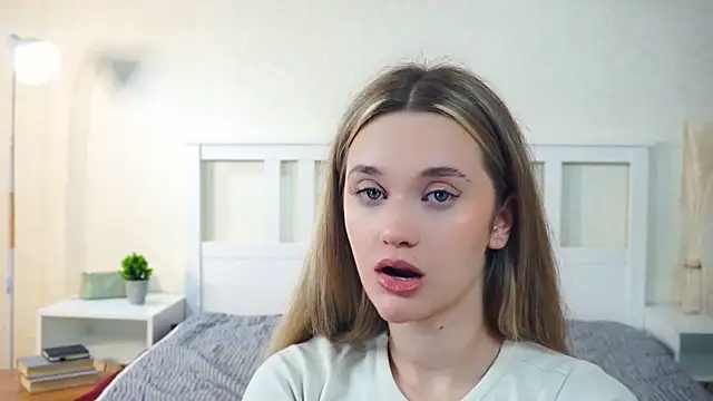 FloranceWyers' Live Sex Cam Show