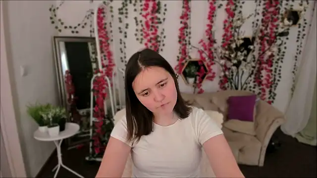 Cute_Alice_'s Live Sex Cam Show