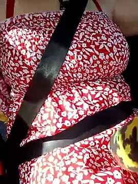 CasalingaVogliosa's Live Sex Cam Show