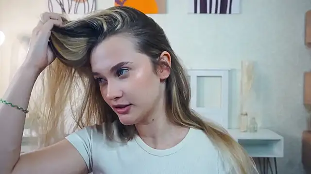 FloranceWyers' Live Sex Cam Show