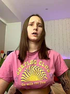 HotCaramellsTV's Live Sex Cam Show