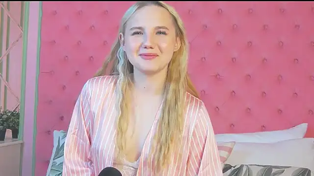 Sky_Cutie's Live Sex Cam Show