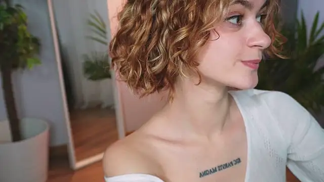 EvaParkii's Live Sex Cam Show