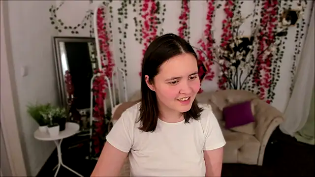 Cute_Alice_'s Live Sex Cam Show