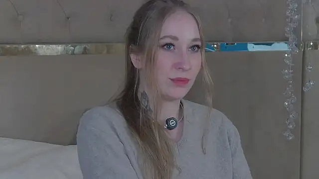 MiaEuphoria_'s Webcam Show