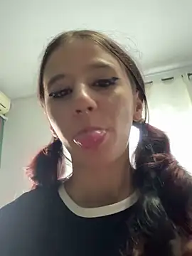 SugarBabyIvy's Live Sex Cam Show